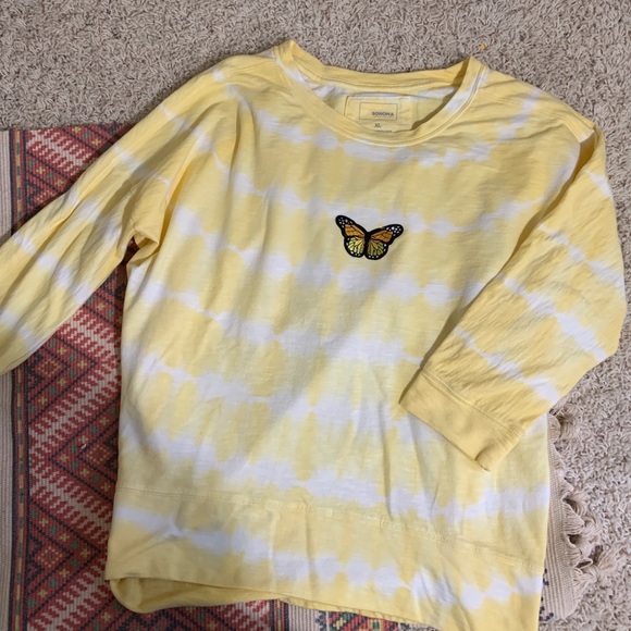 tie dye butterfly cozy sweater 💛🦋 - Picture 3 of 7